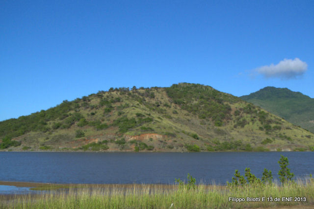 F.B.Laguna y montañas. by filippo bilotti