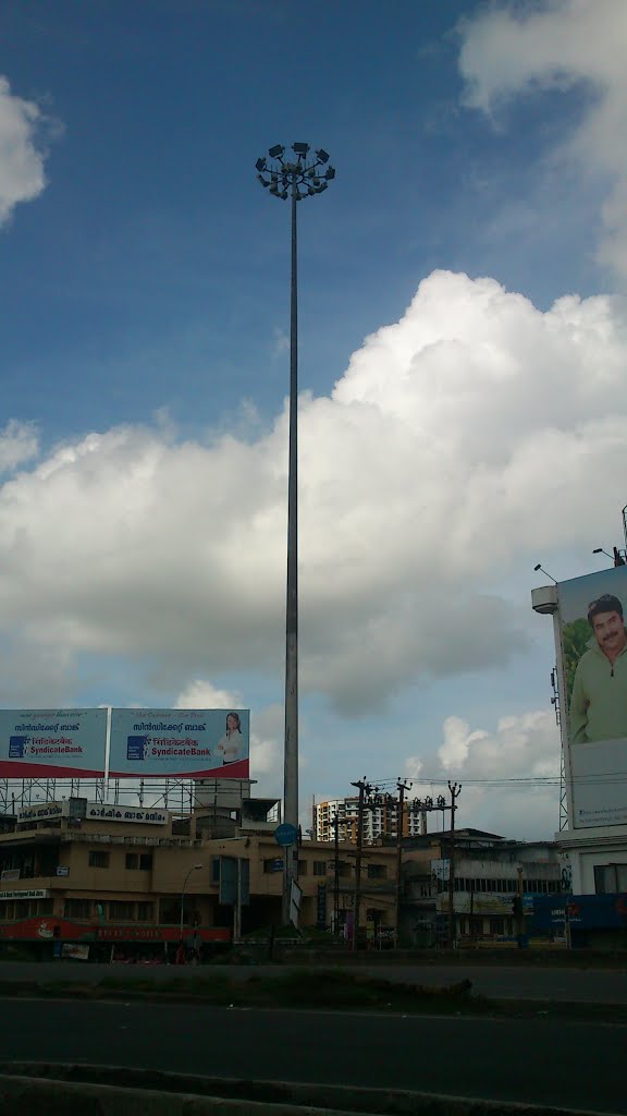 Aluva Bypass, Ernakulam by Abdul Hakkim