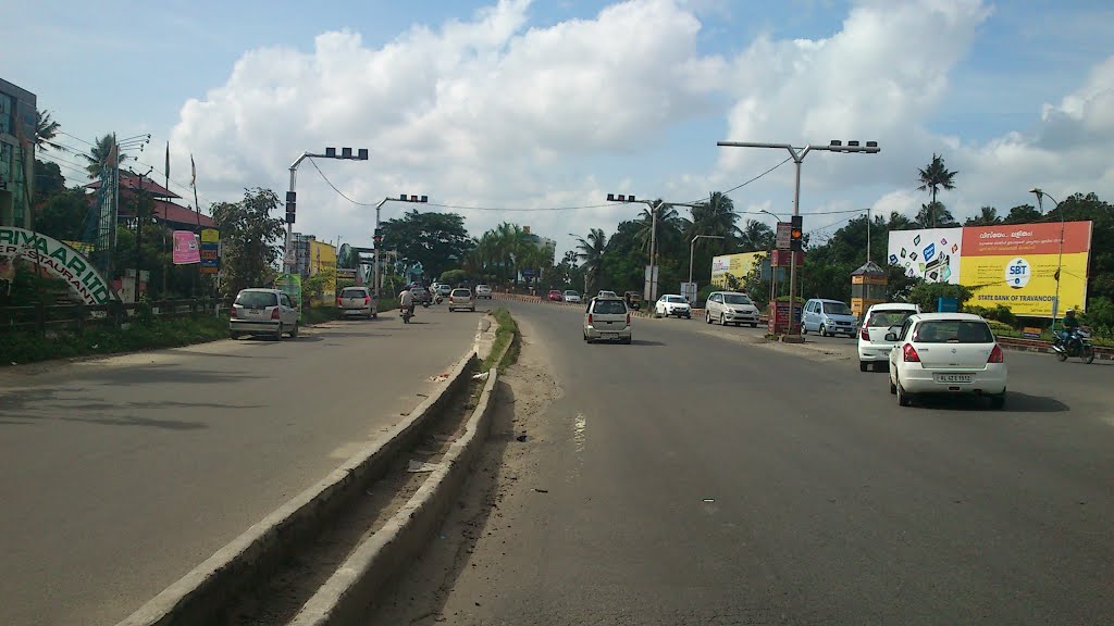 Aluva Bypass, Ernakulam by Abdul Hakkim