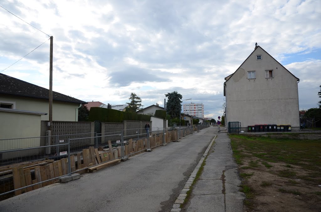 Gänserndorf, Scheunengasse by Manuela Gößnitzer