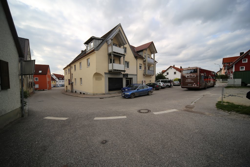 Mainburg - Ecke Espertstraße/Englmarsdorfer Straße 48° 38' 32.10" N 11° 47' 22.99" E by A.B.W.