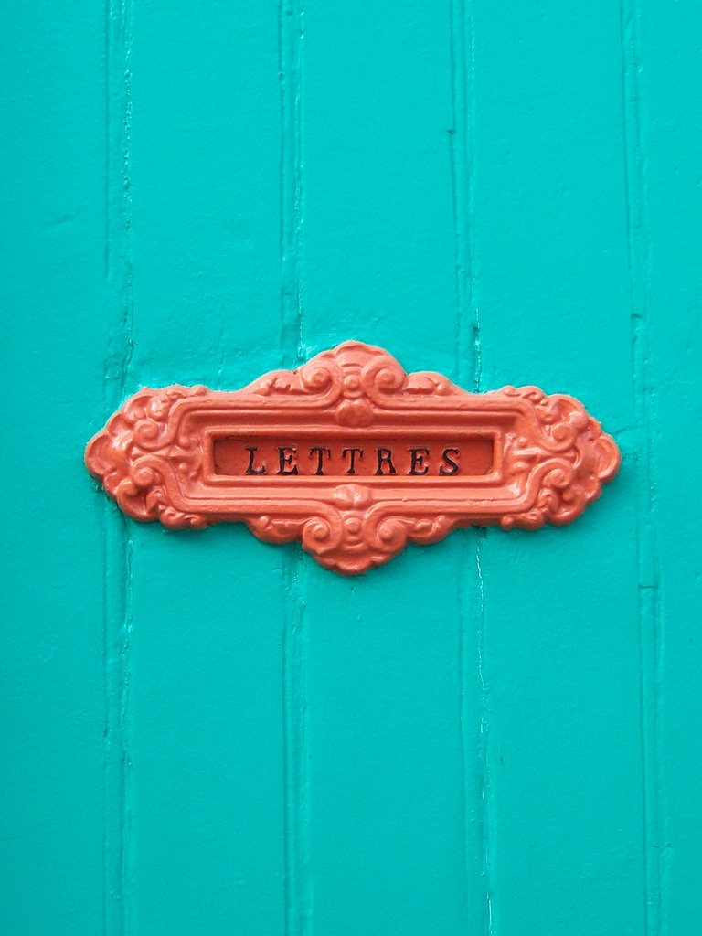 A colourful door in Montreuil by Adrian Tribe (‫ن‬‎)