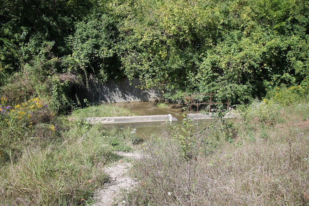 DoE Mound Laboratory Drainage Ditch by subadai