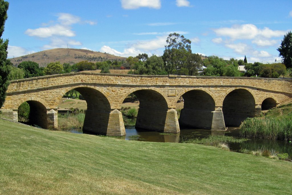 Richmond Bridge by longlenz