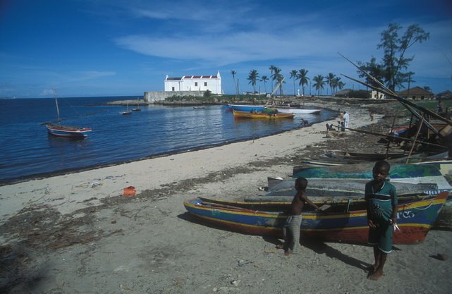 Ilha de Mocambique 2006 by AKITOSHI IIO