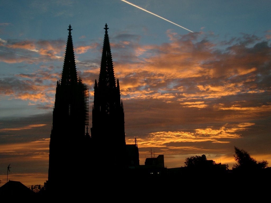 Dom um 7:30 Uhr by Günter Jacobsen