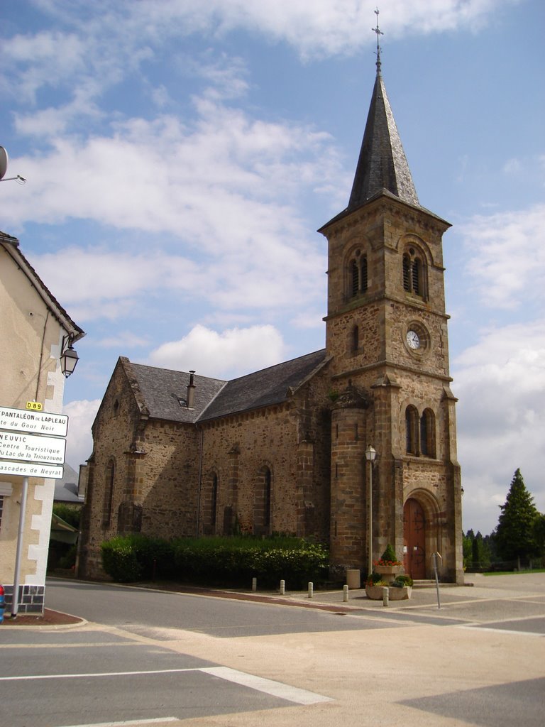 Eglise Lapleau by DavidM55