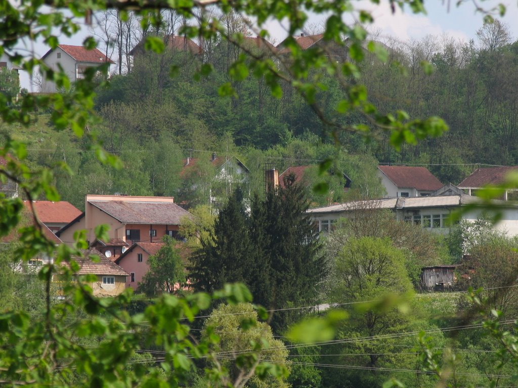 Iza bolnice - pogled sa stare pruge by Pešo Grgić