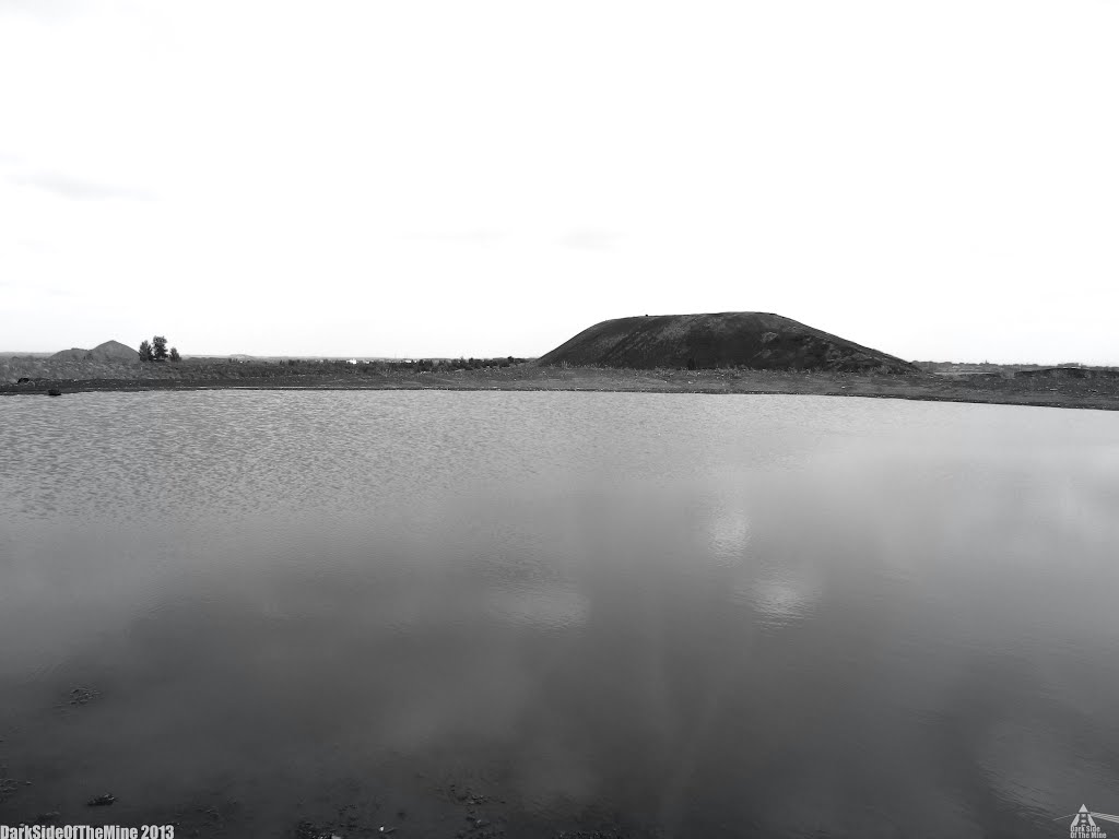 "101 Valley" the big pond of Slag Heap Nr. 101: view to the Nr. 205 & Nr. 97, 92 by DarkSideOfTheMine