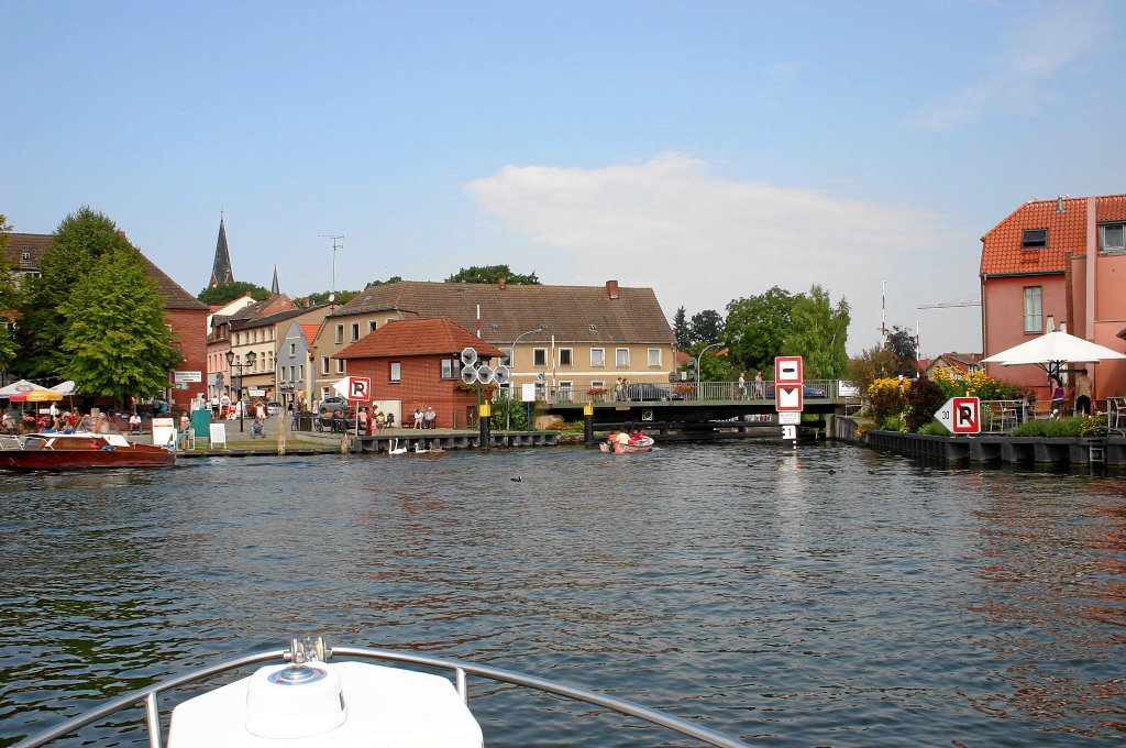 Malchow Hafen und Drehbrücke by Andreas Flint