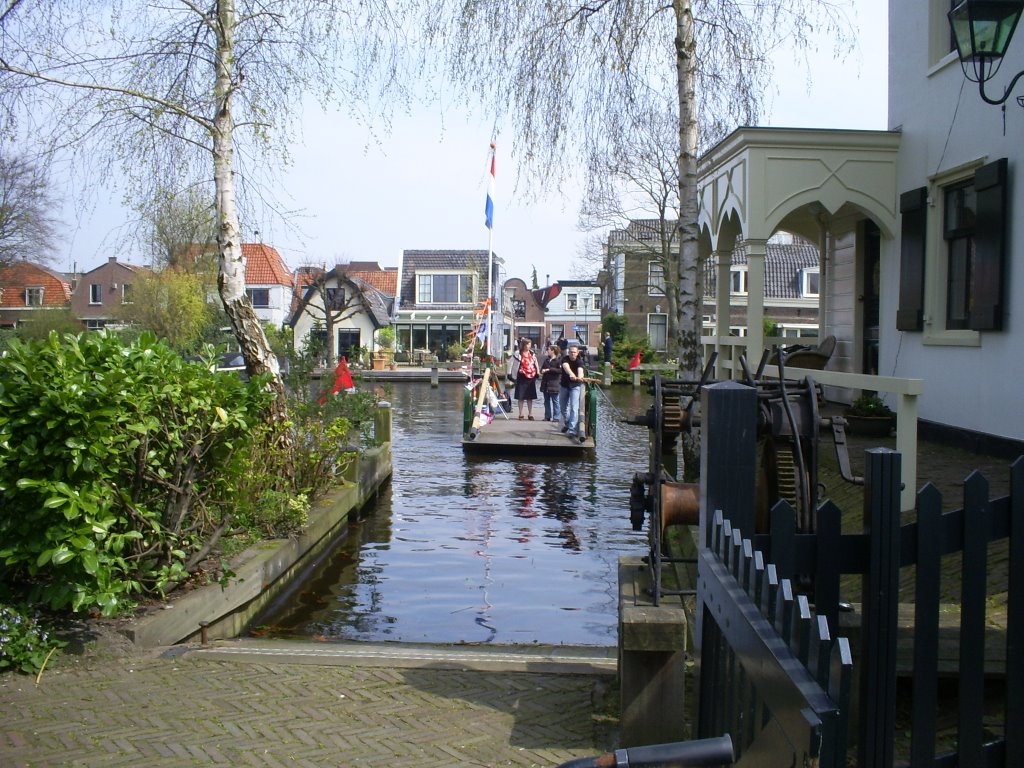 Pontje over de Amstel by C.A. Conny