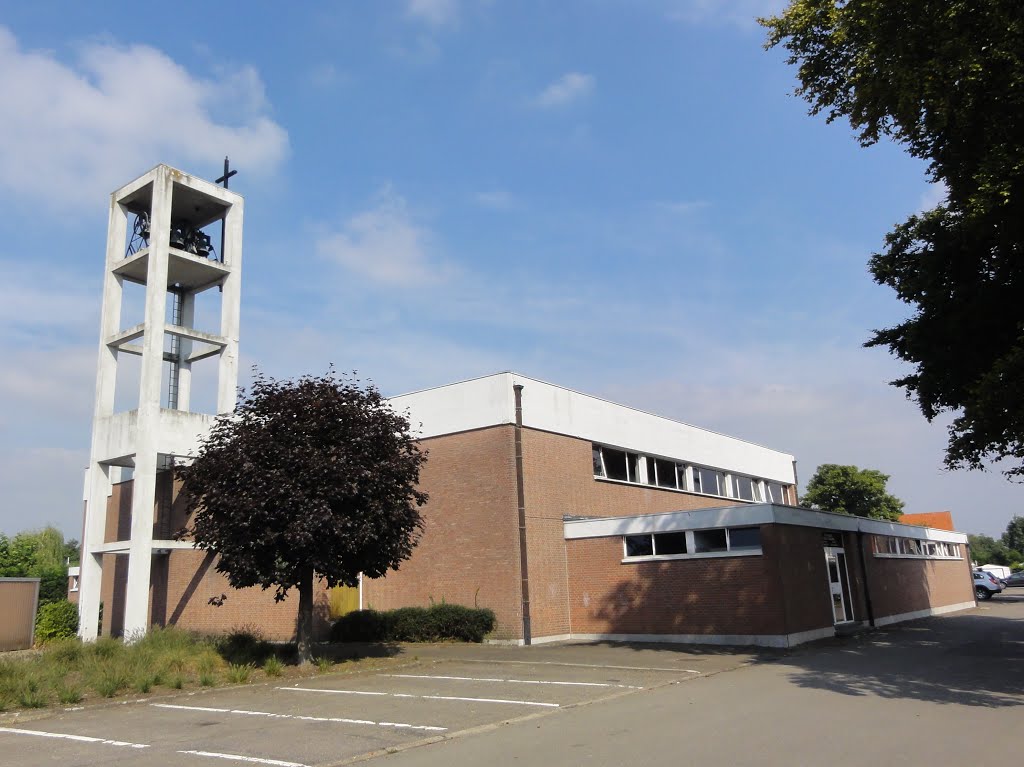 Sint-Jozefkerk Halveweg by Pascal Van Acker