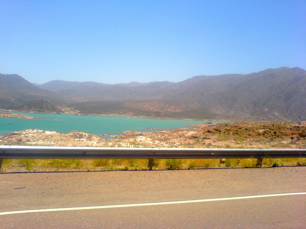 Embalse Potrerillos by Chela Cartagena