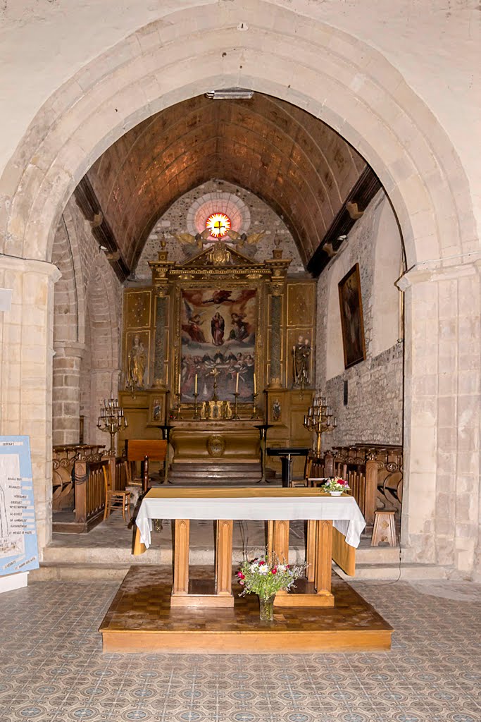 L ' Autel de l ' Église Notre Dame de FONTAINE LE DUN - 76740 by Pierre THIBAULT