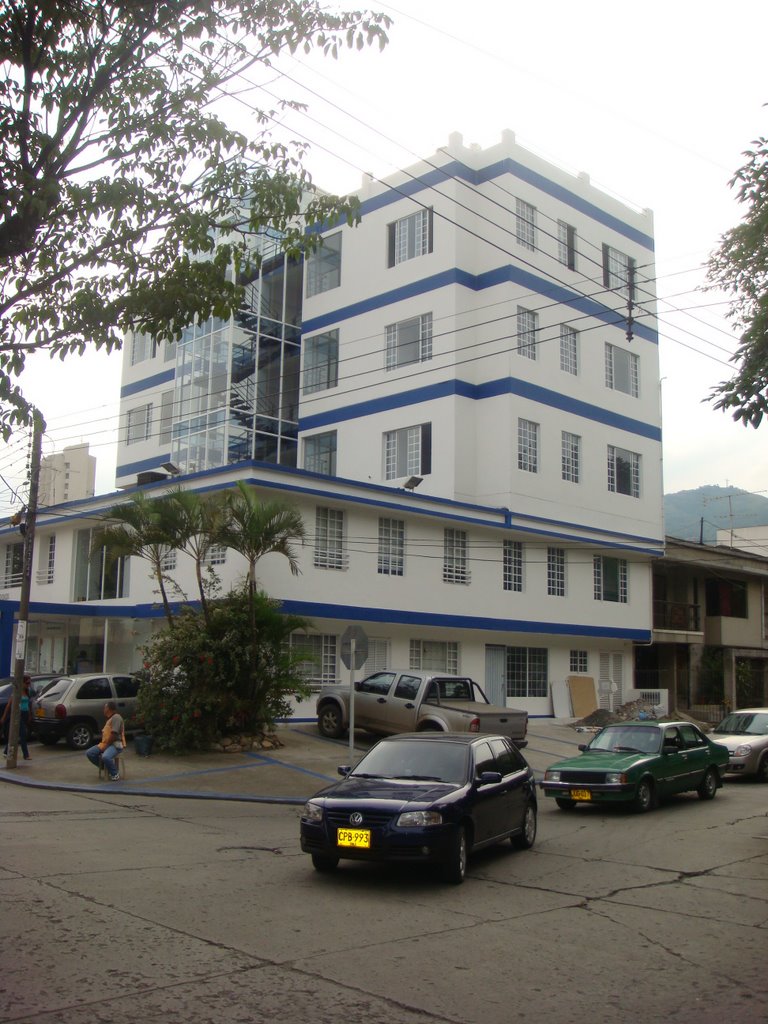 CENTRO MEDICO DE HEMATO-ONCOLOGIA by carlos alberto arango