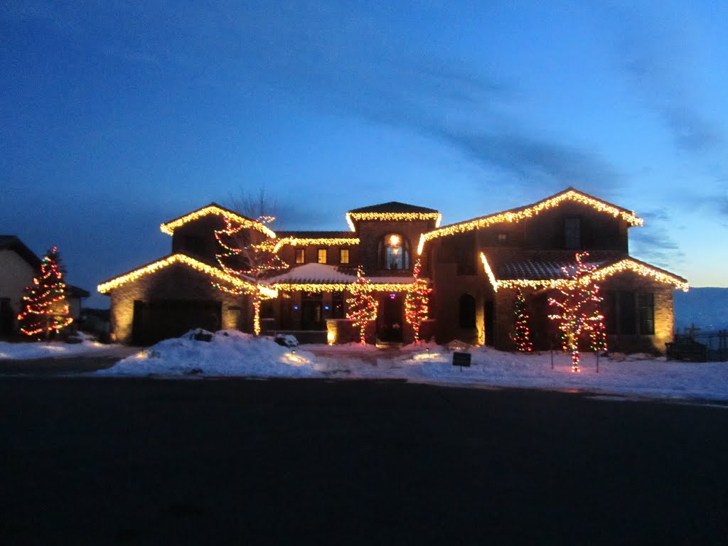 Christmas Light Installation Lakewood CO by denverChristmasLightInstallers