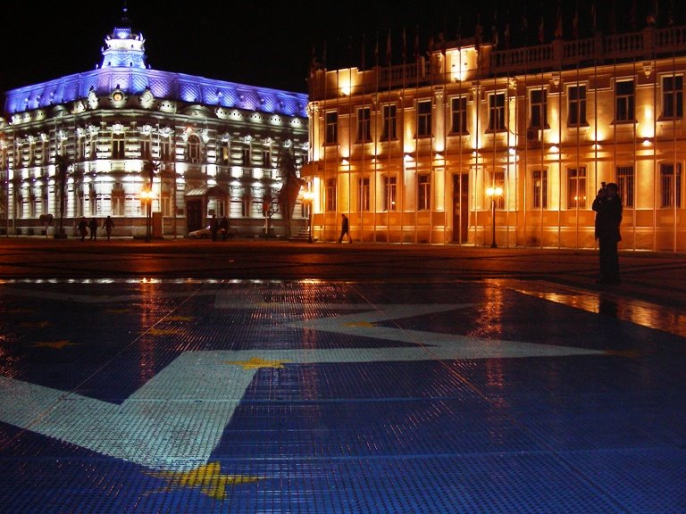 Batumi centrum in the night by Elvan Tozar