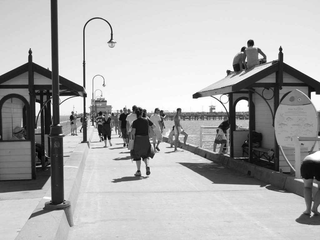 St Kilda Pier by DrewB