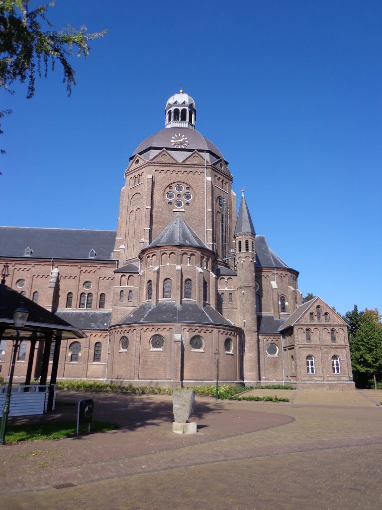 Kerk Raamsdonk by © rdnjc