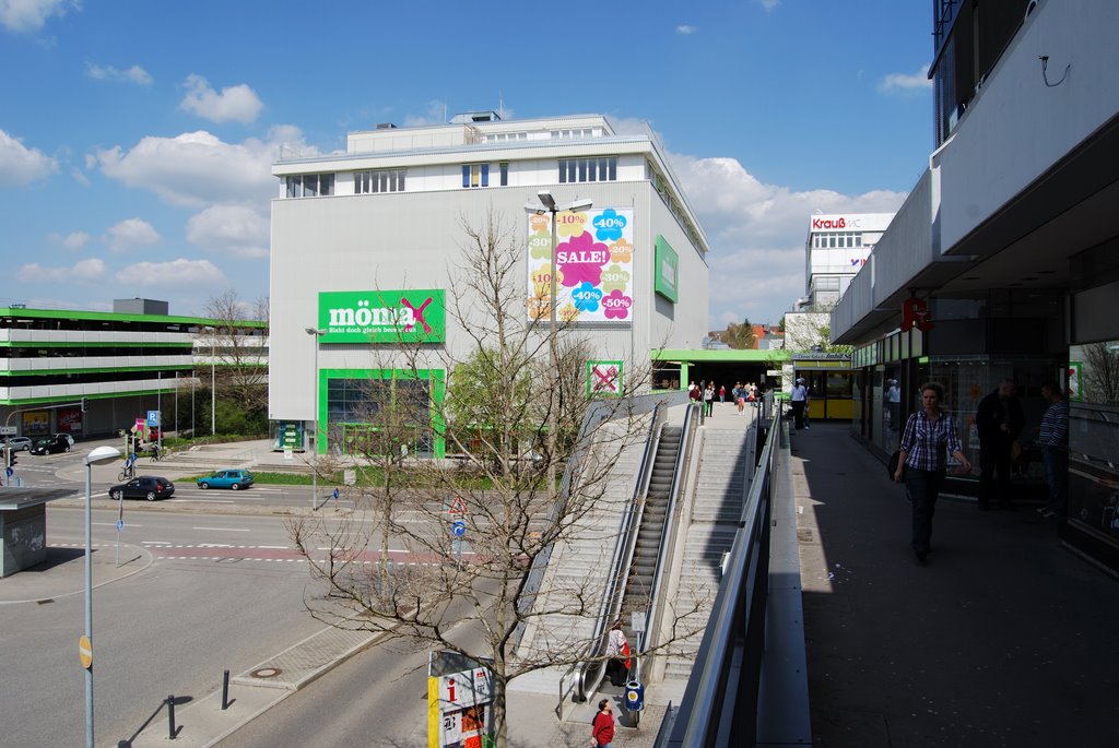 Alemania, Böblingen by Milton Hubert