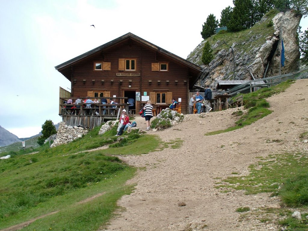 Rifugio Pertini by Michele Benvegnu