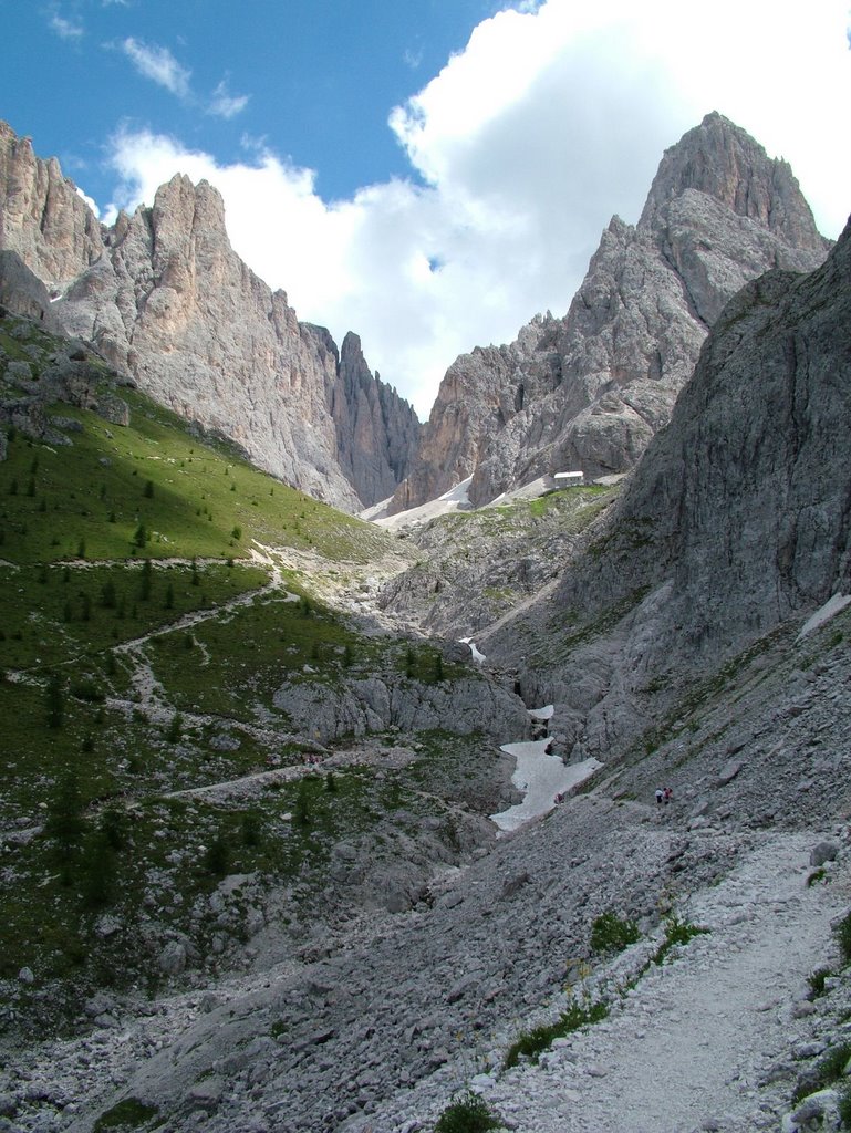 Rifugio Vicenza al sassolungo (BZ) by Michele Benvegnu