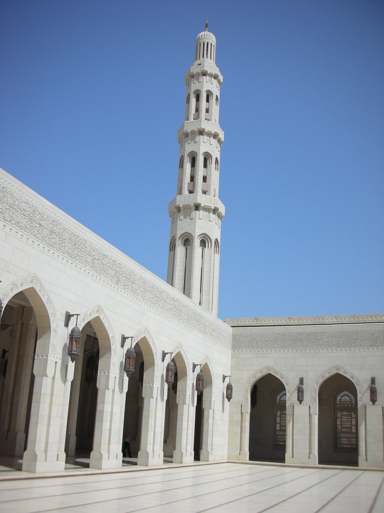 LA GRAN MEZQUITA DEL SULTAN (OMAN) by kinitomas