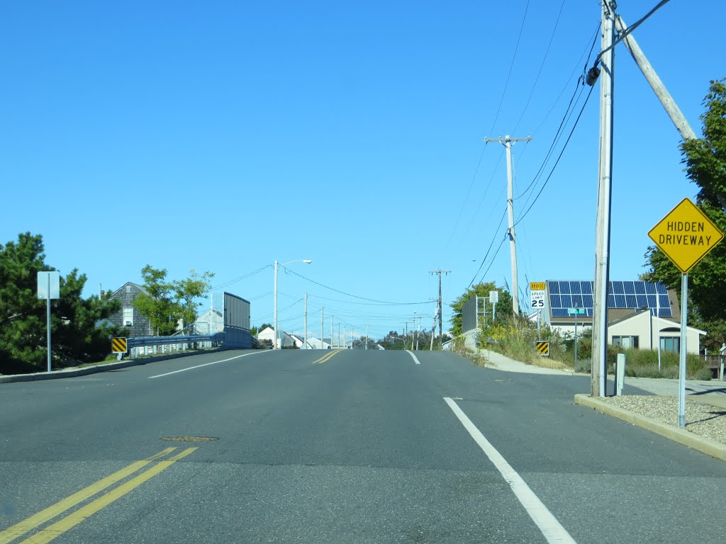 Bayview Avenue by Adam Elmquist