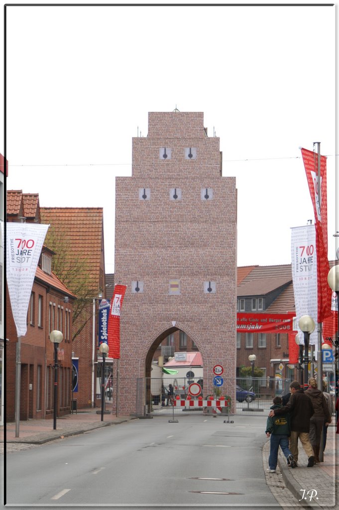 Reconstruction of Citygate Friesoythe by Joerg Petersen