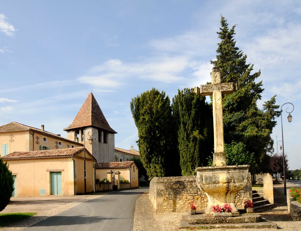 Pontours, vallée de la Dordogne. by jl capdeville