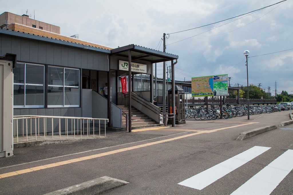 春日山駅（かすがやま）　JR信越本線　新潟県上越市 by nyanta2030