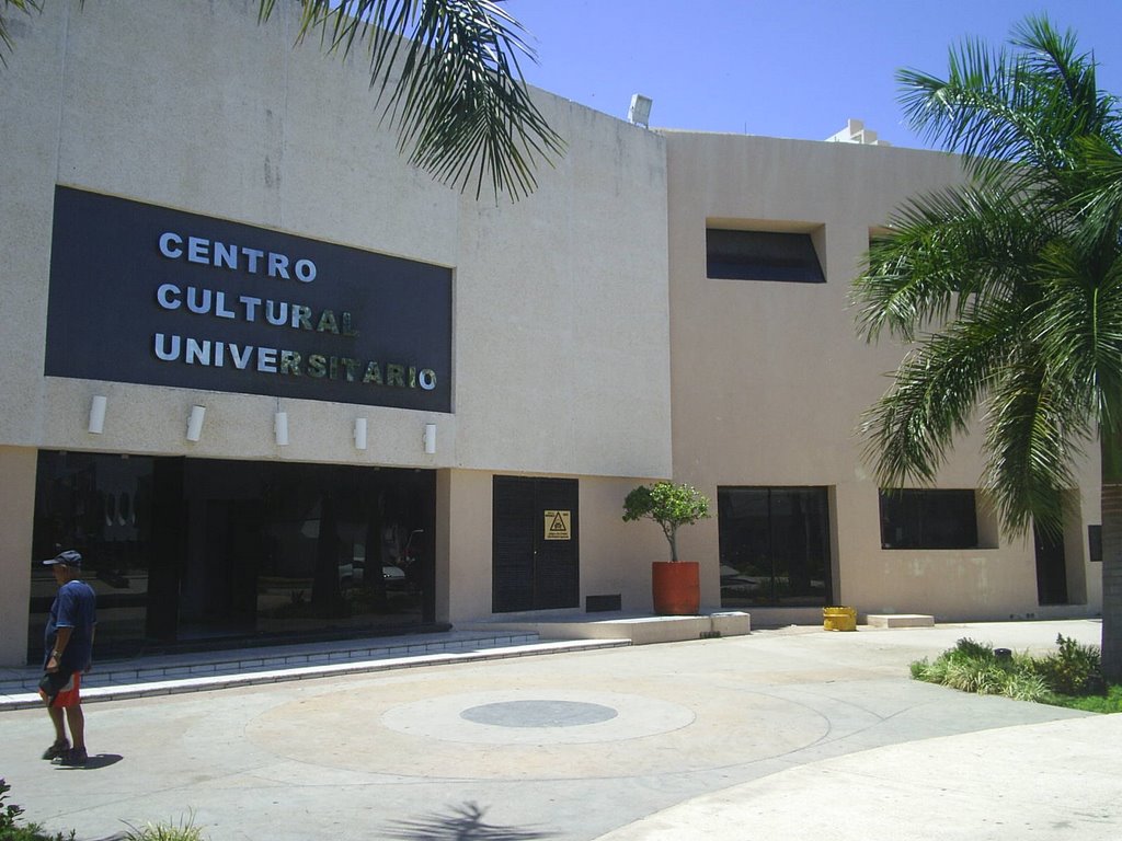 Centro Cultural Universitario by Saady Aranda