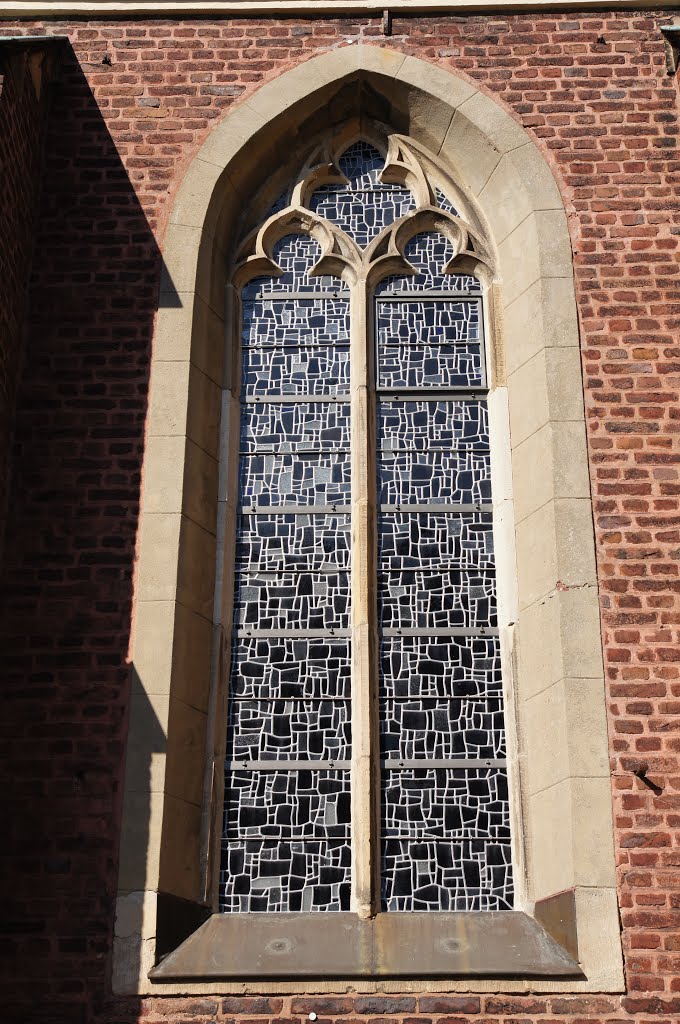 Kirchenfenster Sankt Paulus by Charly-G