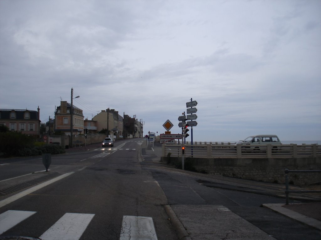 Langrune-Sur-Mer by Ignacio Balassanian