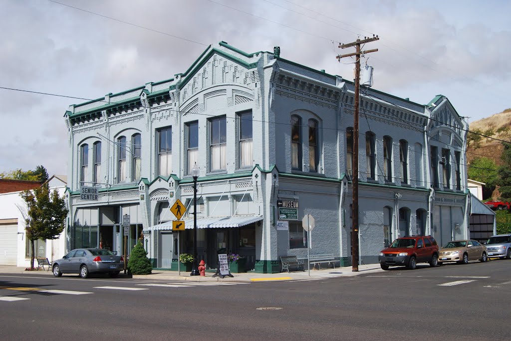 Pomeroy, WA by Jim Nieland