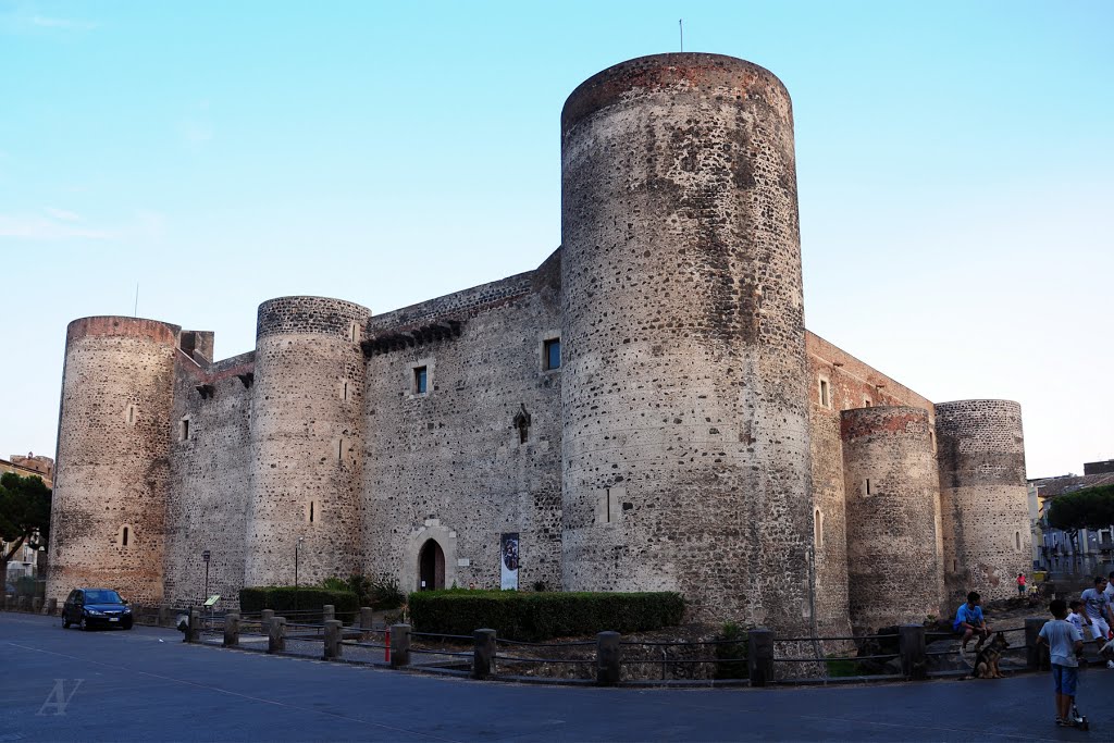 Catania - Castello Ursino by Alexandru Velcea