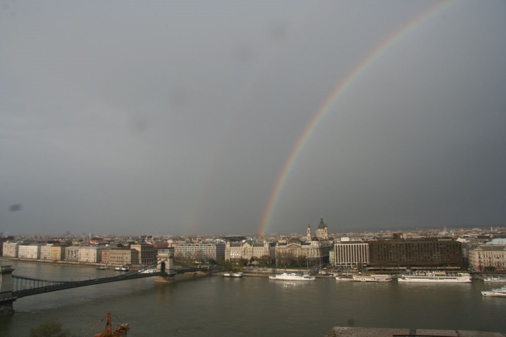 Arco iris - Budapest by JAAA