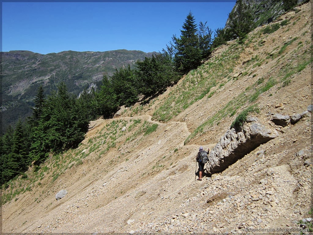 Paso Chorrota by Vamos de Ruta