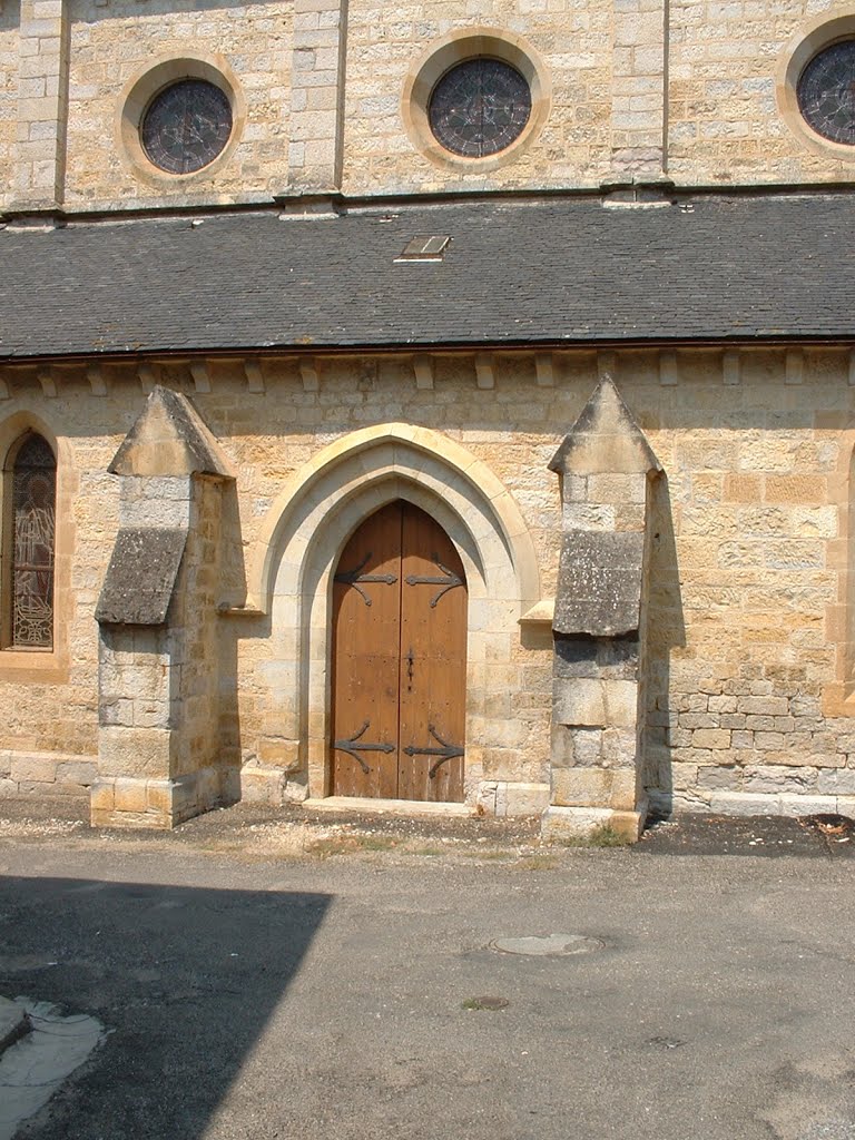 Église de Saint-Germain-du-Bel-Air by Yann LESELLIER