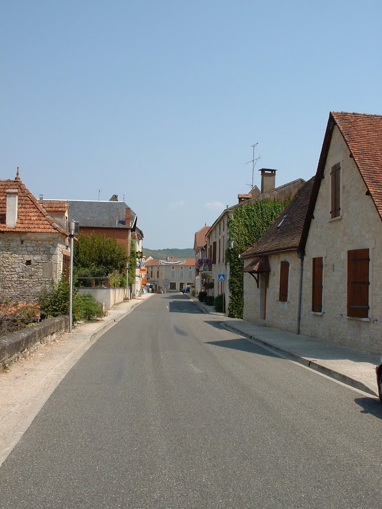 Rue pricipale de Saint-Germain-du-Bel-Air by Yann LESELLIER