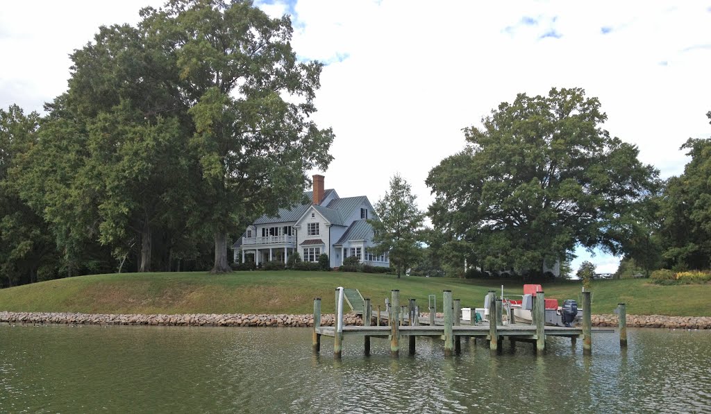 Carter's Creek off the Rappahannock River, Irvington, Virginia by davidbroad