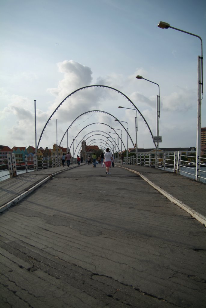 Pontoon Bridge, Curaçao, Dutch Antilles by digitography