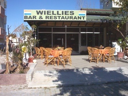 Wiellies Bar Restaurant by Wiel Hunter