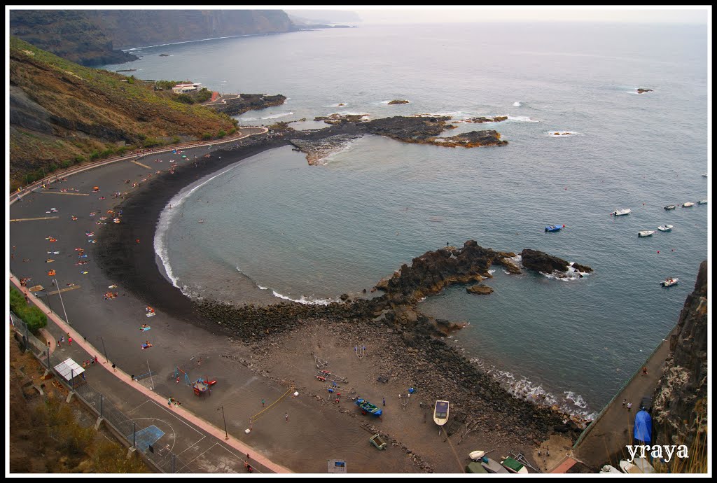 ✲ Toda una playa. Mesa del Mar by Yraya