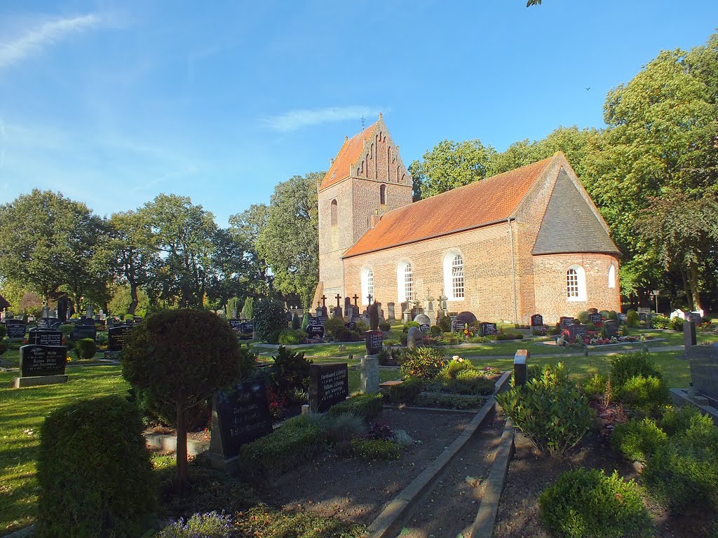 St. Vincenz und St. Laurentius Kirche in Backemoor by Klinky