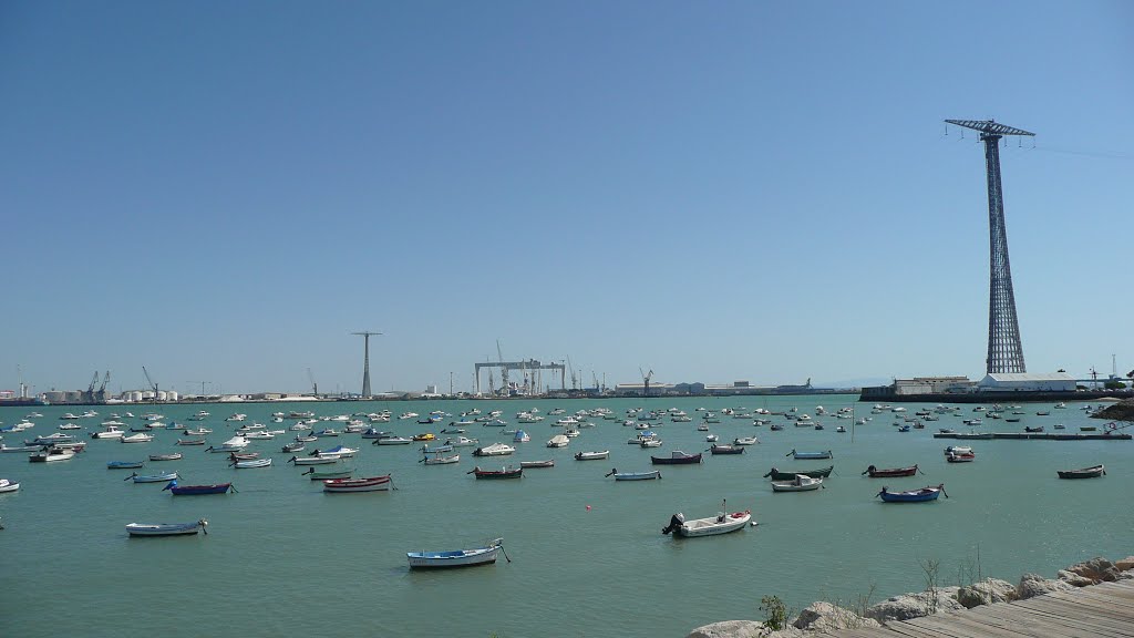 Vistas en la Avenida de la Bahía en Cádiz by Ricardo Pérez Mayordomo