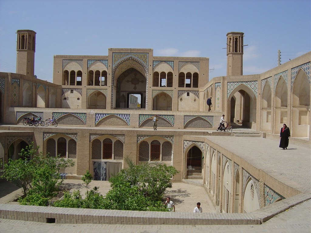 Kashan-Agha Bozorg by Perinic D