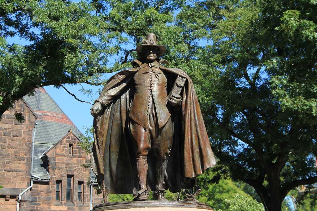 Deacon Samuel Chapin Statue, Springfield MA by John MacKinnon