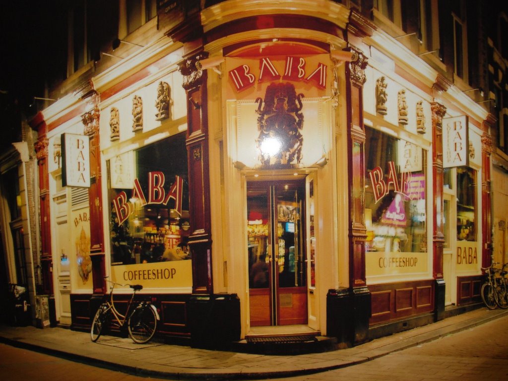 A CAFE IN ASIAGO by © MİNE SAGUNER