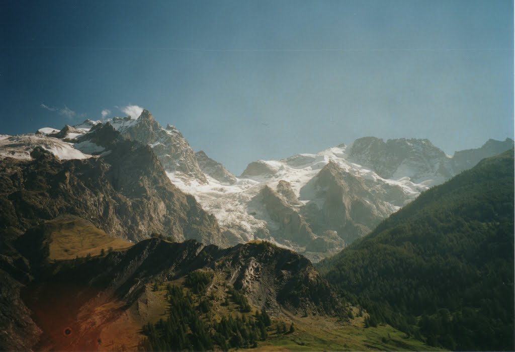 Massif du Soreiller (2002) by Moehris